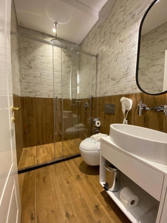 Crown Boutique Hotel Durrës 외부 사진